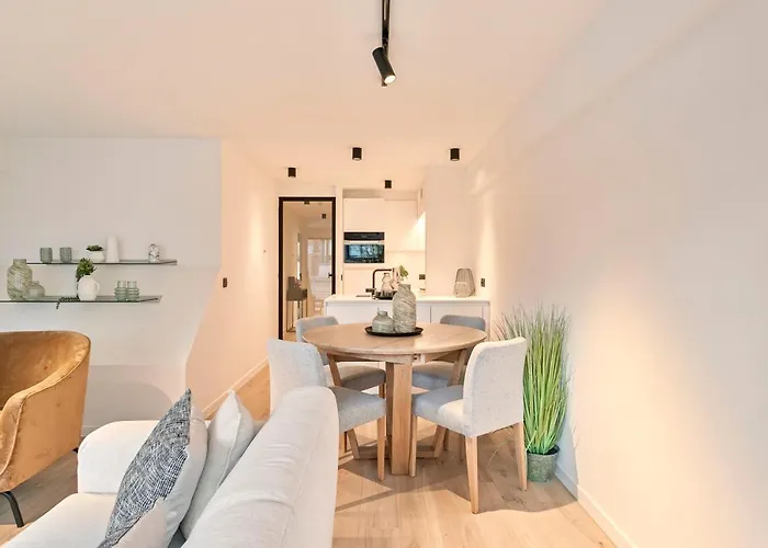 Trendy En Modern Appartement Ostendia
